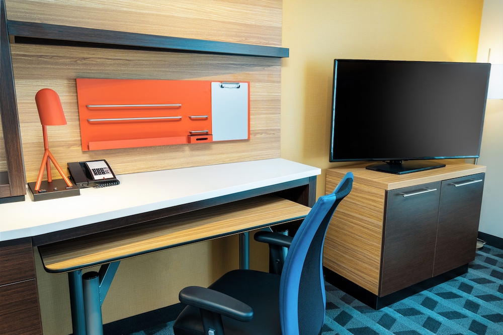 TownePlace Suites by Marriott Irvine Lake Forest - photo 8