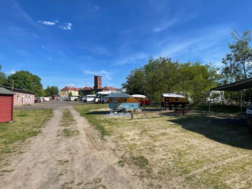 Cabrio Wohnwagen - last minute hotel in Unknown City