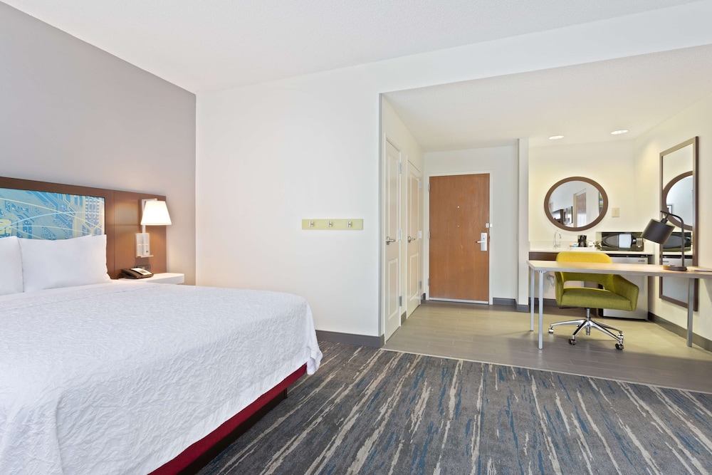 Hampton Inn & Suites Orlando Intl Dr N - photo 20