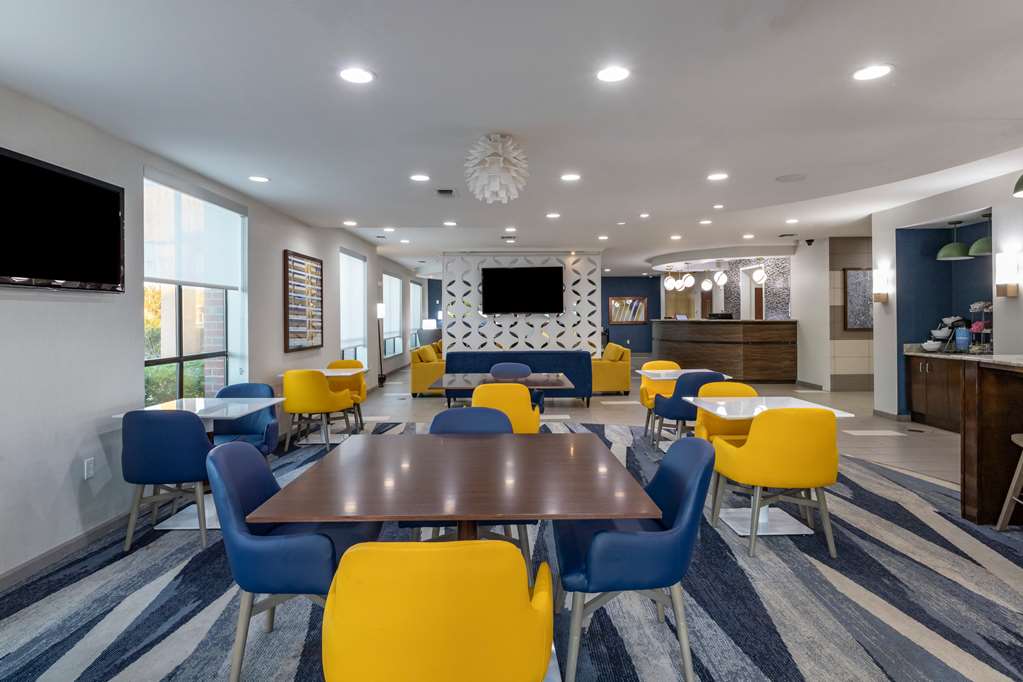 Comfort Suites Natchitoches - photo 27
