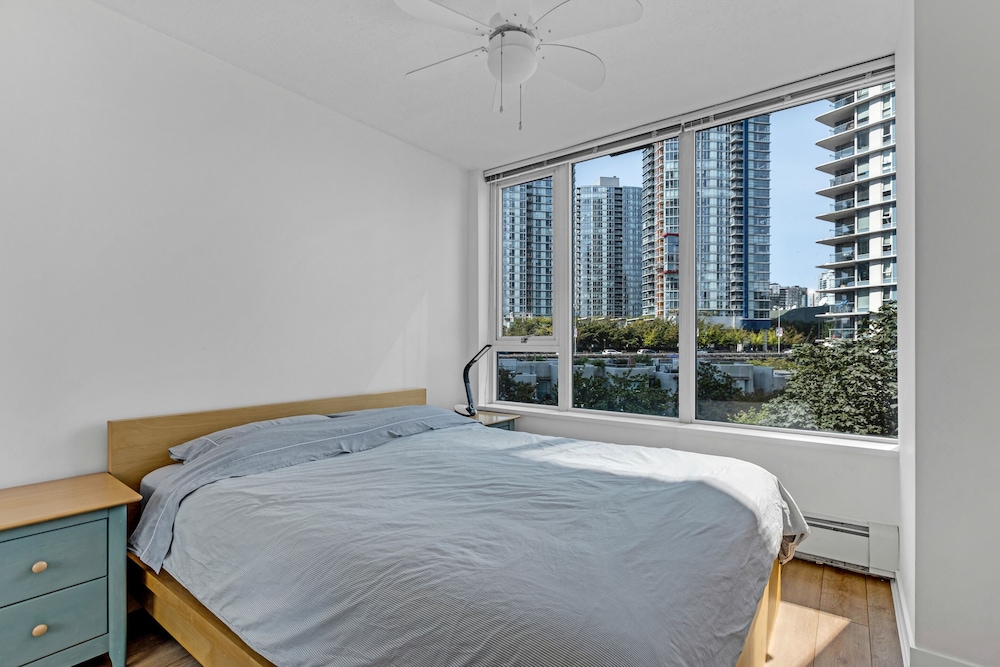 Gastown Downtown Apartment very central — 5-Star Luxury Hotel in Vancouver, Canada