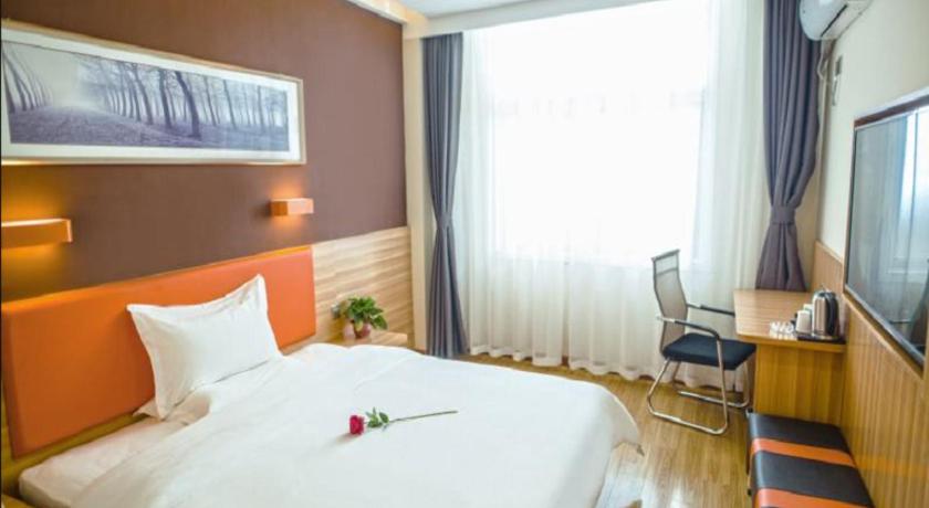 7 Days Superior Hotel — hotel in Yichuan Chengguanzhen