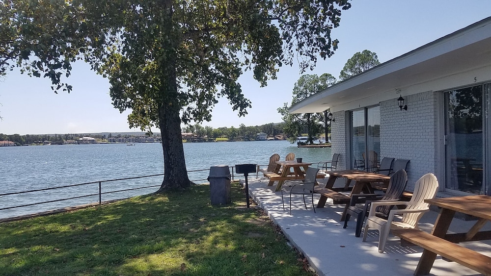 Willow Beach Resort - photo 26