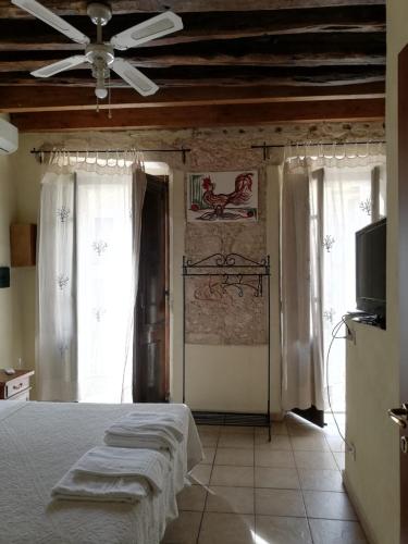 Sant Efisio Host — Cagliari — photo 4