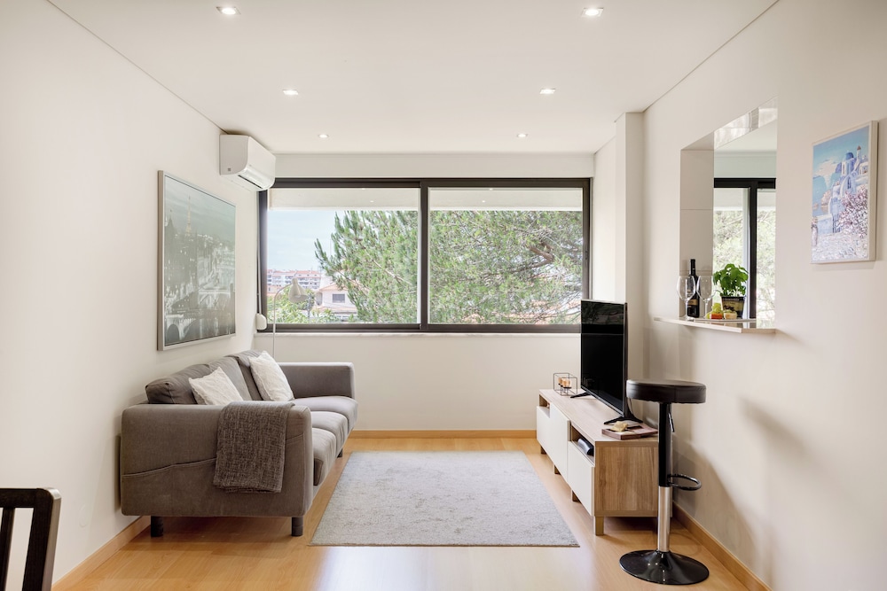 The Light Stay Cascais — 4-Star Luxury Hotel in Sao Domingos De Rana, Portugal