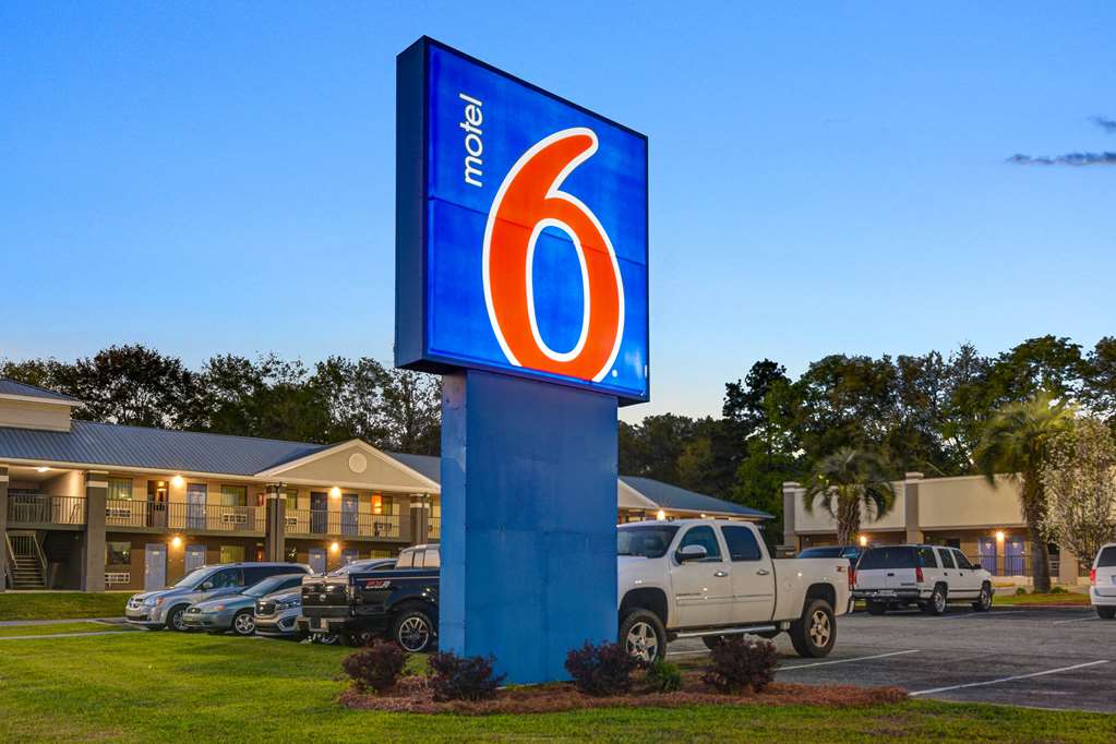 Motel 6 Moultrie GA - photo 3