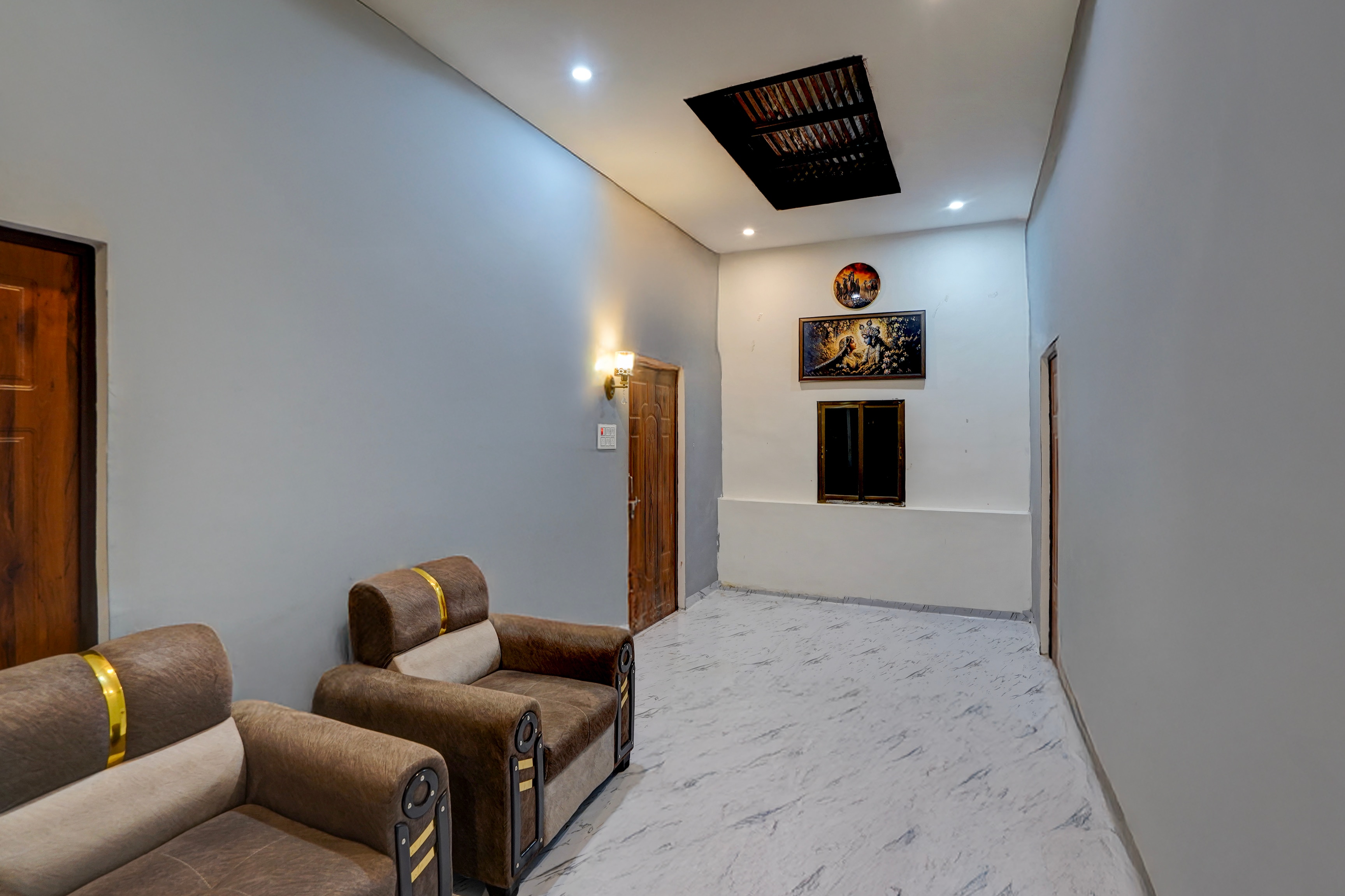 Spot On By Oyo Surya Hotel — 4-Star Luxury Hotel in Allahabad, India