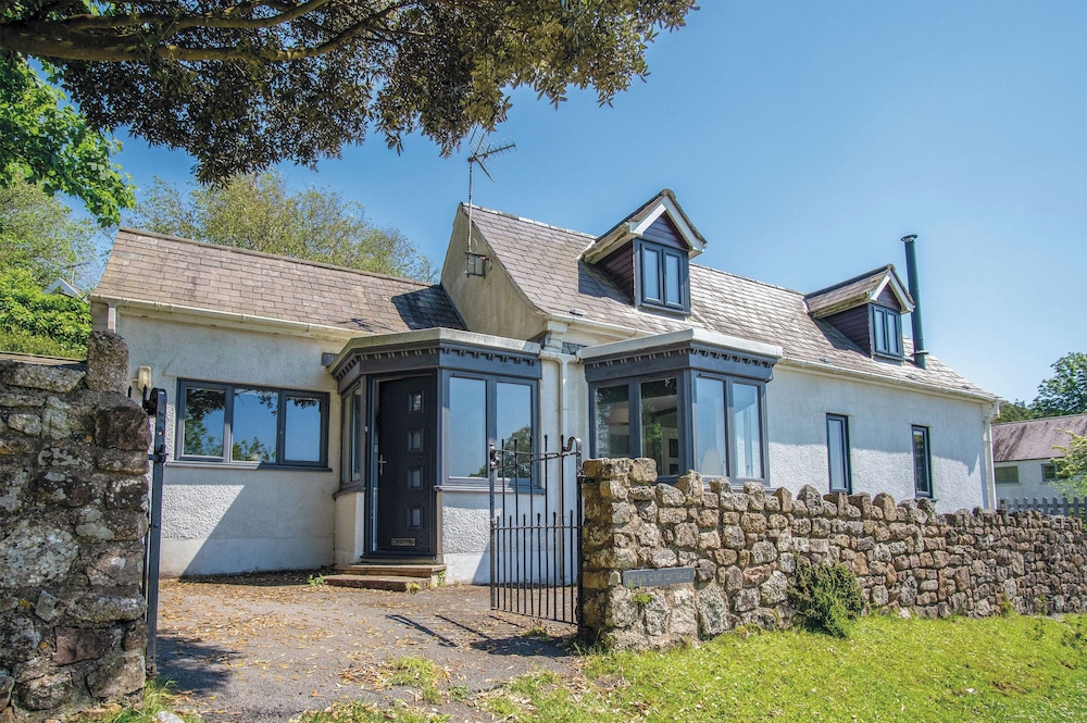 Holm Oak Cottage 3 Bed Reynoldston — 4-Star Luxury Hotel in Swansea, United Kingdom