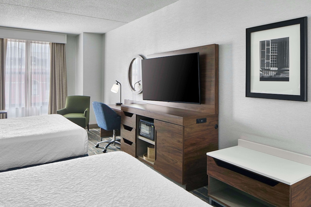 Hampton Inn & Suites Saratoga Springs Downtown - photo 29