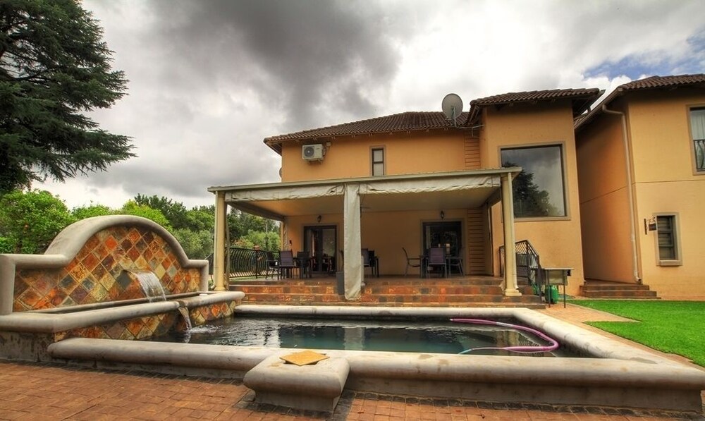 The Wild Olive Guest House — 4-Star Luxury Hotel in Centurion, South Africa