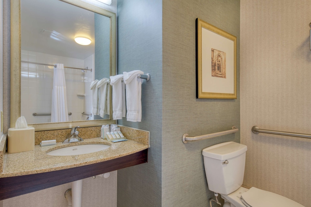 Hilton Garden Inn Durham Southpoint - photo 41