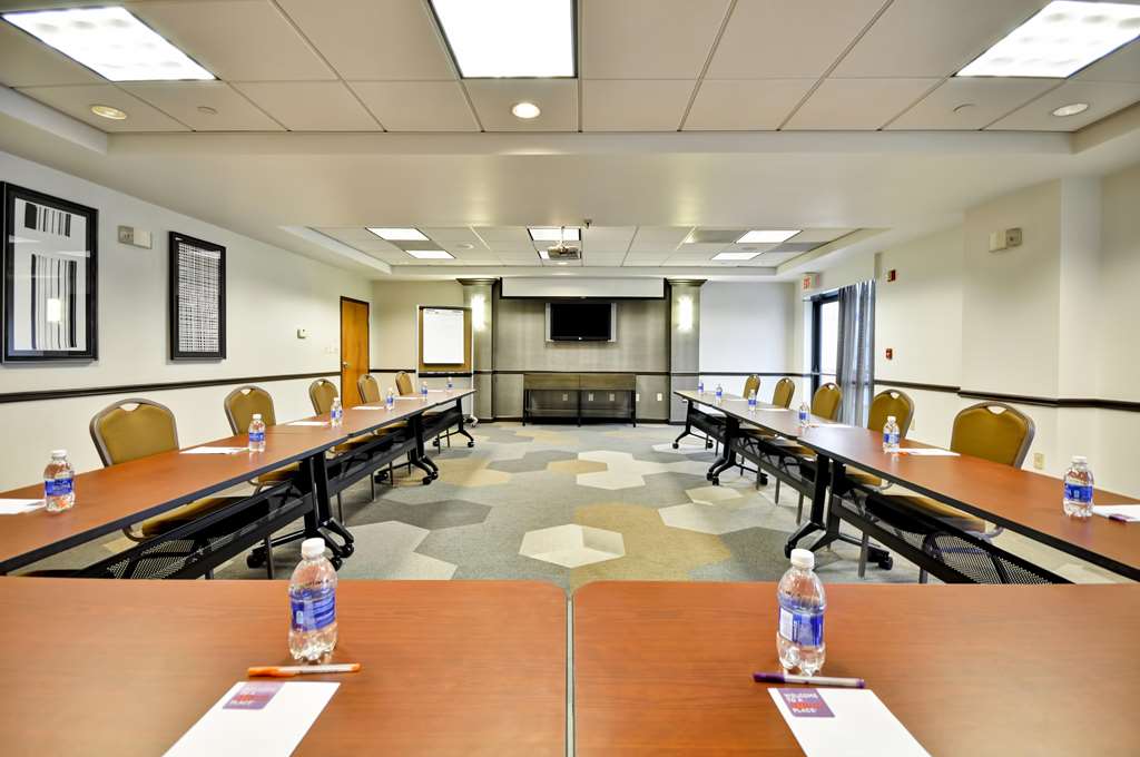 Hyatt Place Albuquerque Uptown - photo 40