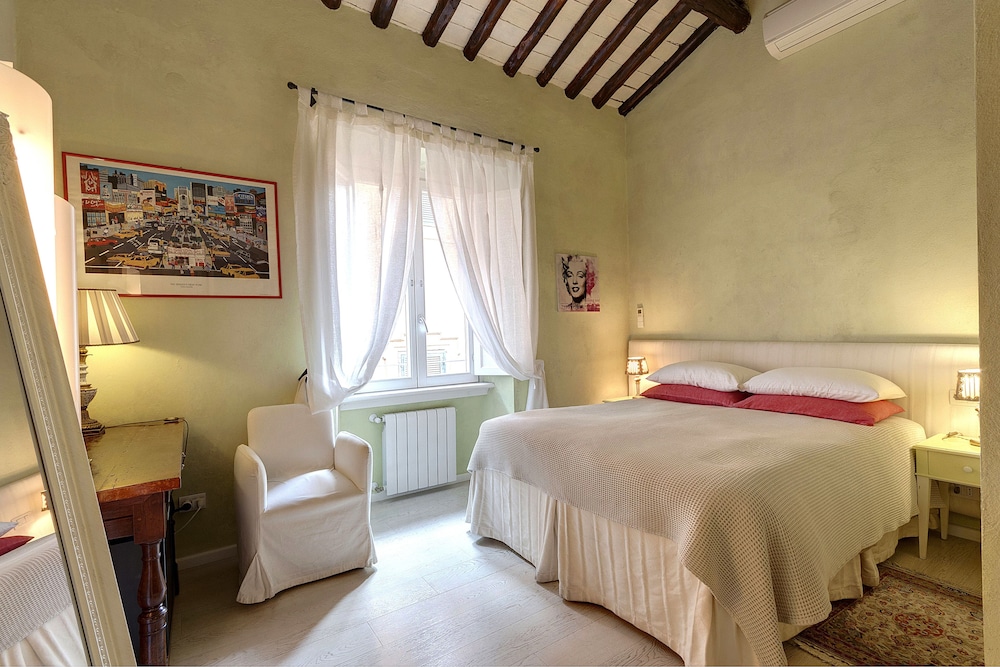 LM Suites Spagna — 4-Star Luxury Hotel in Rome, Italy