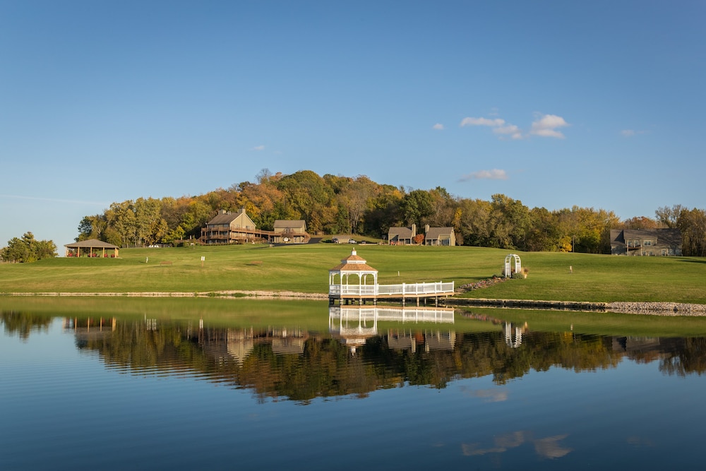 Lefevre Inn and Resort - photo 45