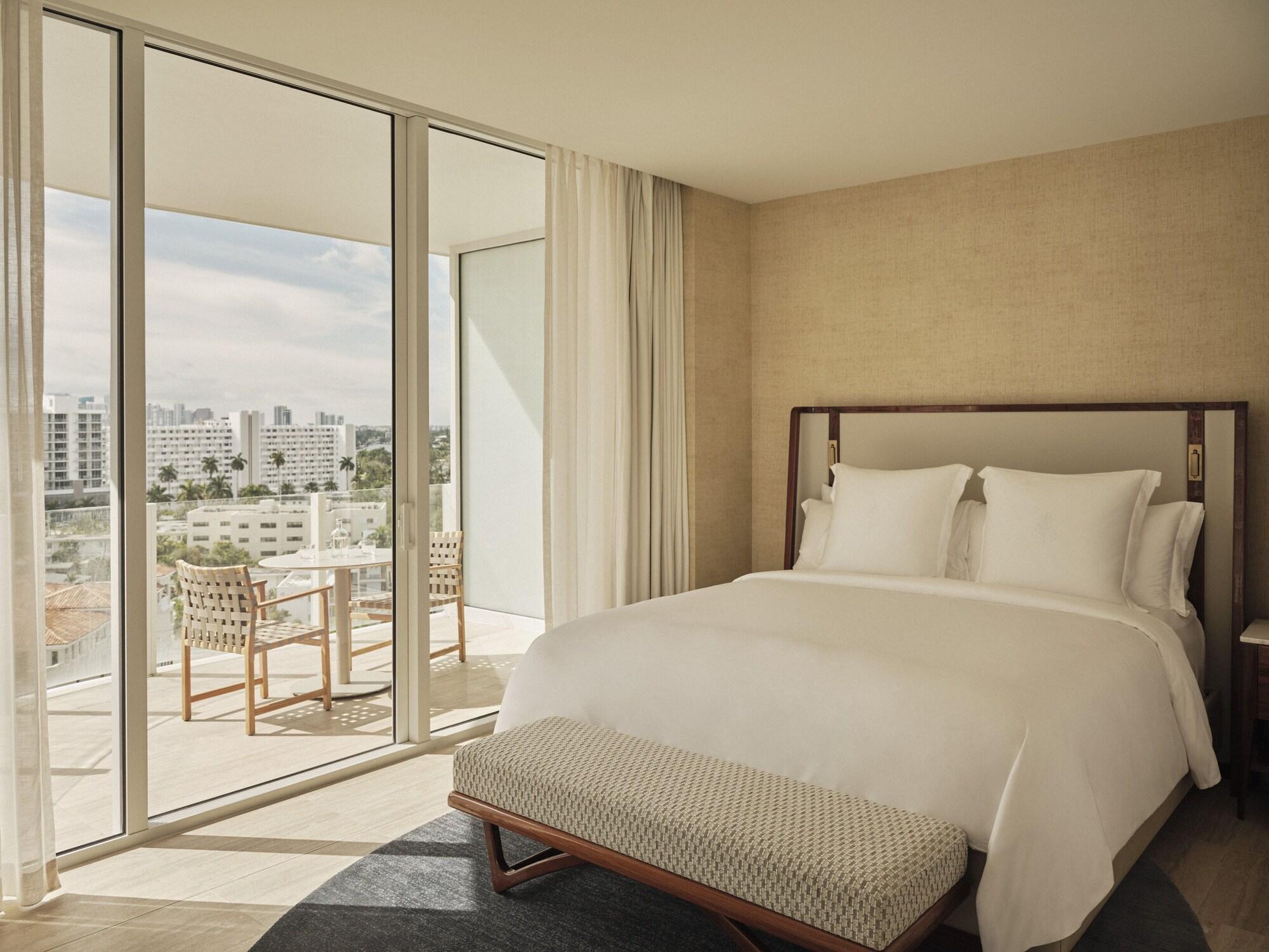 Four Seasons Hotel and Residences Fort Lauderdale - photo 8