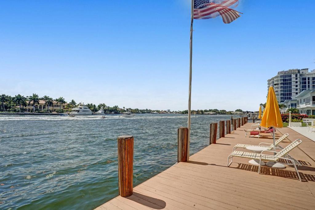 Fort Lauderdale Yacht and Beach Club 209 - photo 14