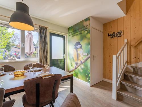 Tiny Koolmees - carbon neutral hotel in Unknown City