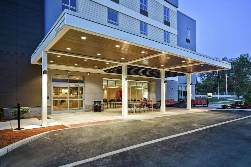 Home2 Suites by Hilton Walpole Foxboro - photo 39