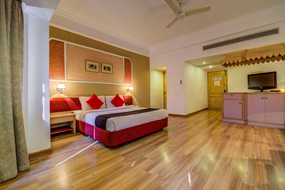 Capital O 1399 Hotel Yuvraj Palace — Ranchi