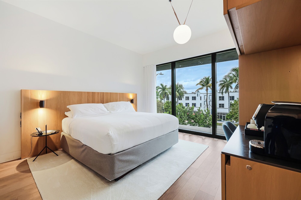 The March Hotel - photo 12