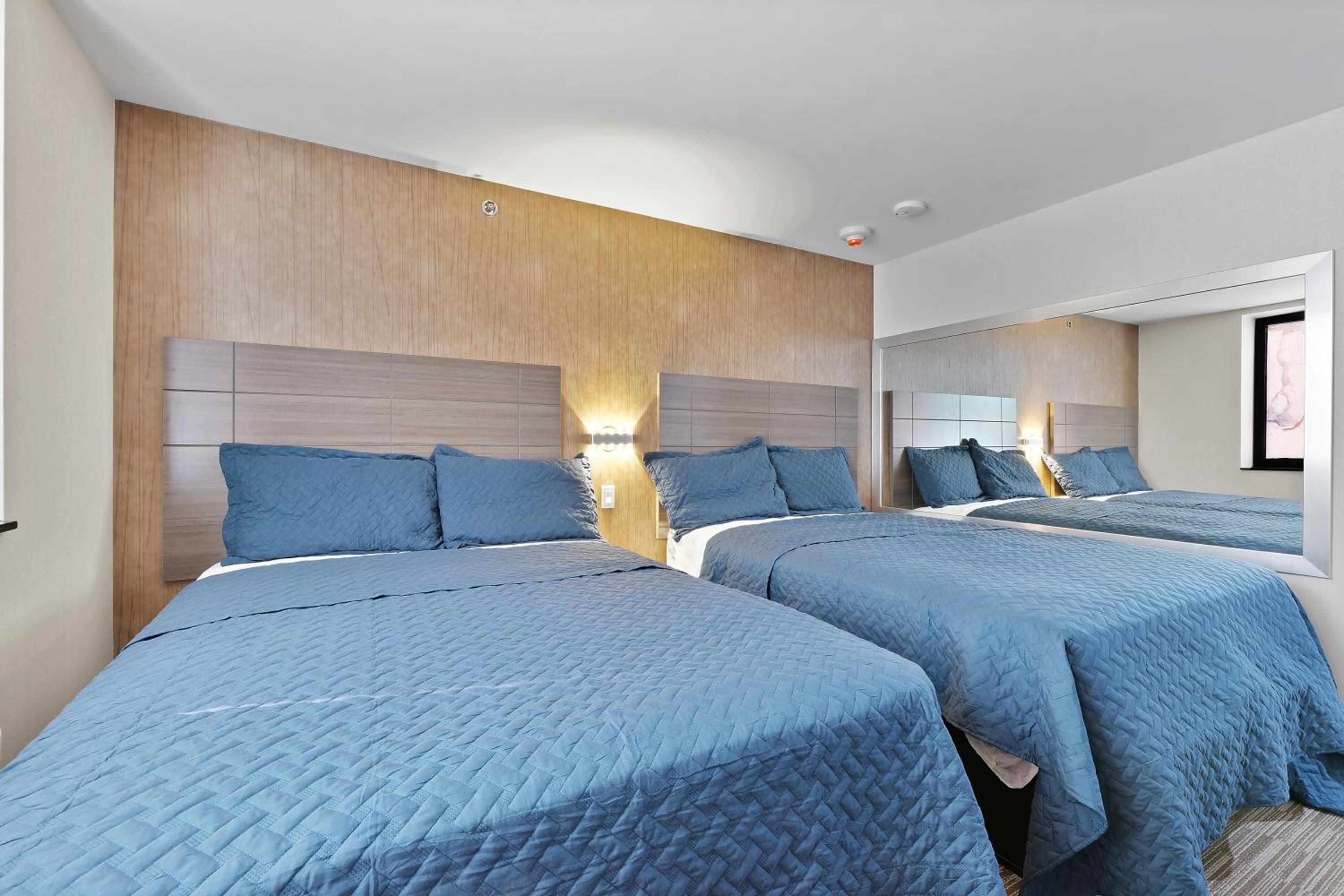 Casa Blanca Hotel Brooklyn - photo 22