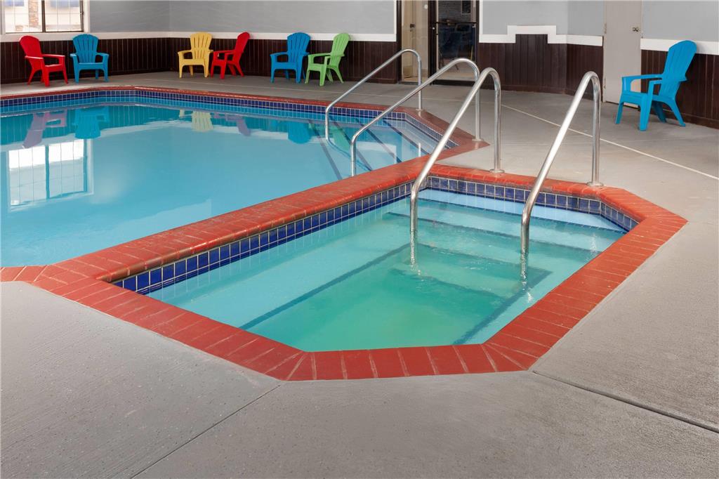 AmericInn by Wyndham Reedsburg - photo 9