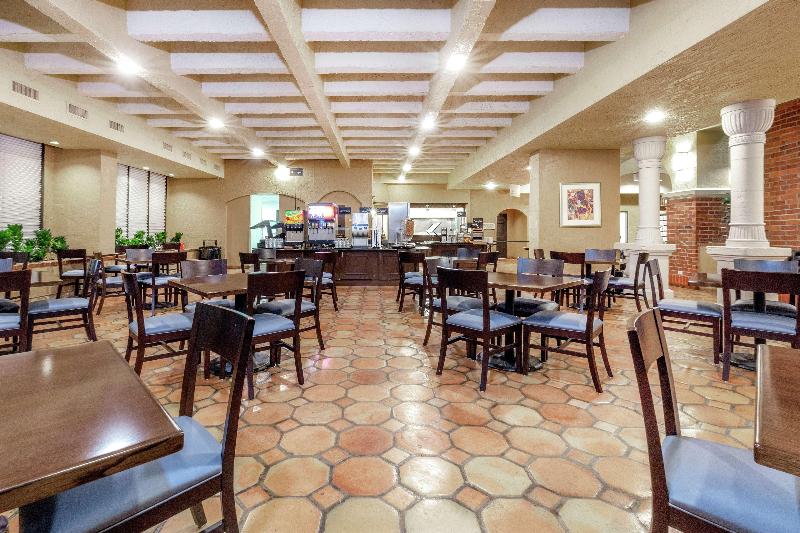 Embassy Suites by Hilton Kansas City Plaza - photo 47