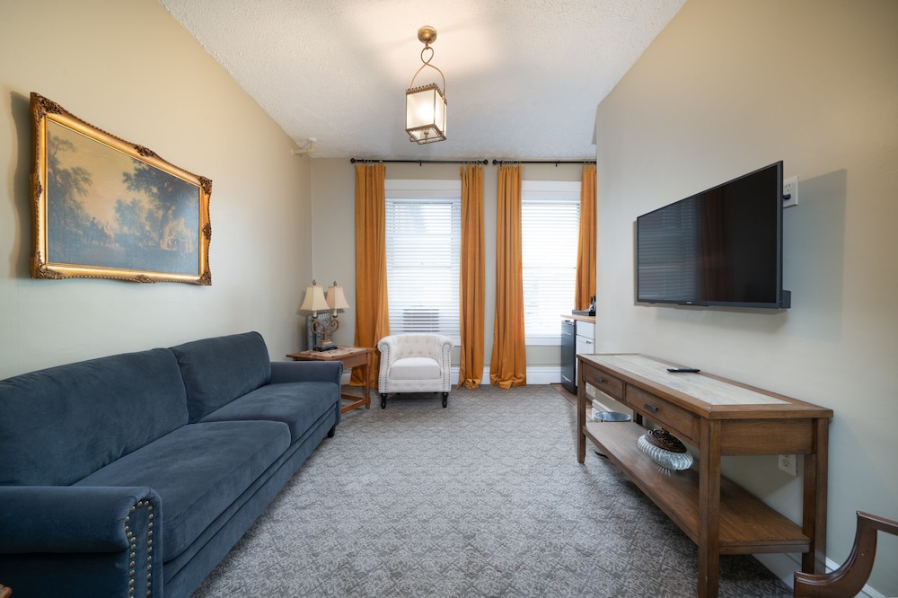 The Naples Hotel - photo 34