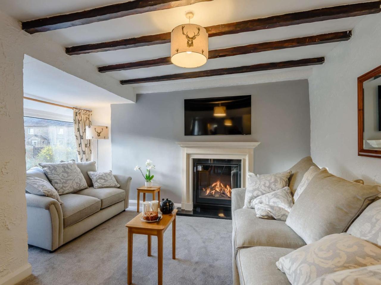 2 Bed in Barnoldswick 83775 — hotel in Barnoldswick