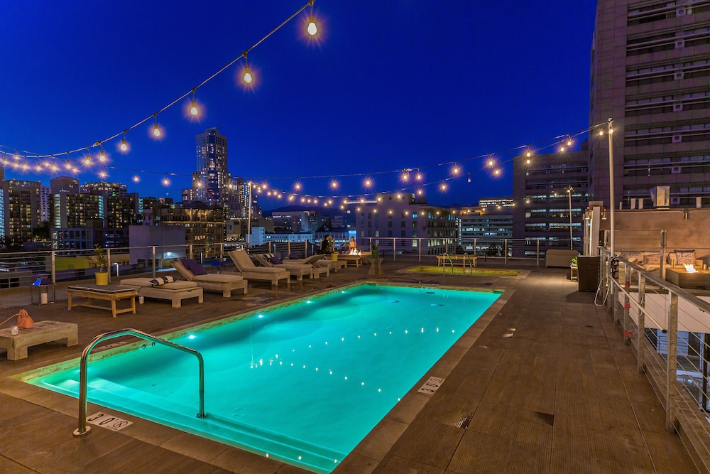 One Lux Stay HWH Downtown Los Angeles — 4-Star Luxury Hotel in Los Angeles, United States