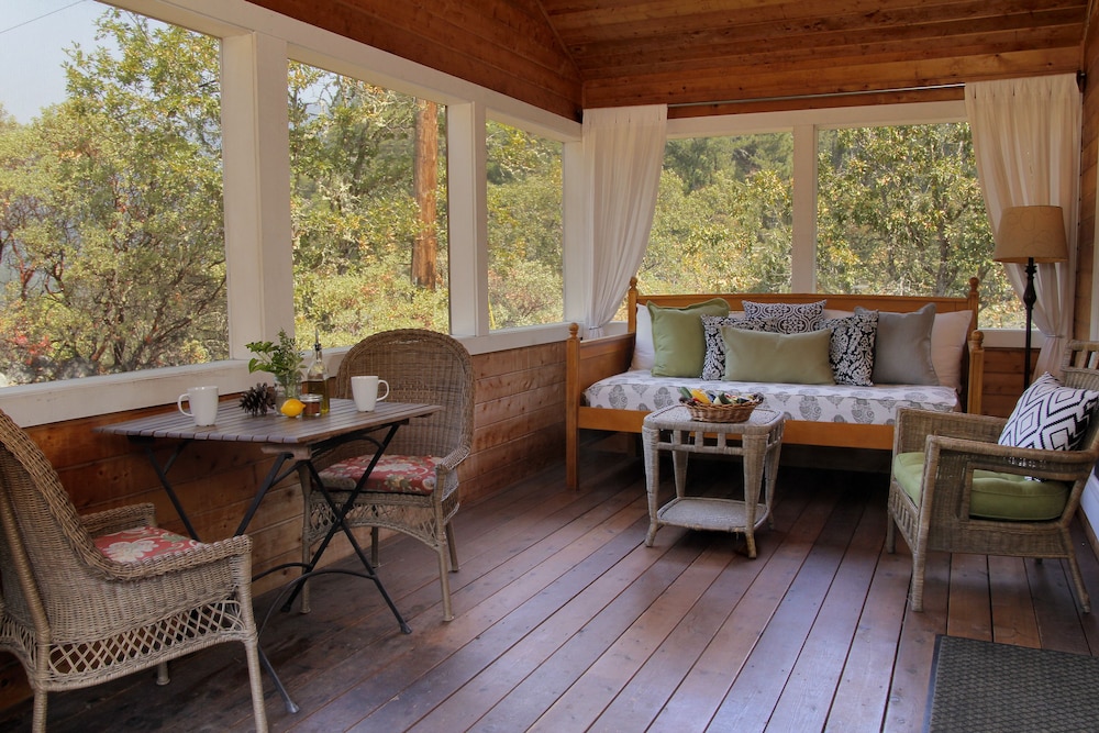 Coho Cottages — hotel in Willow Creek