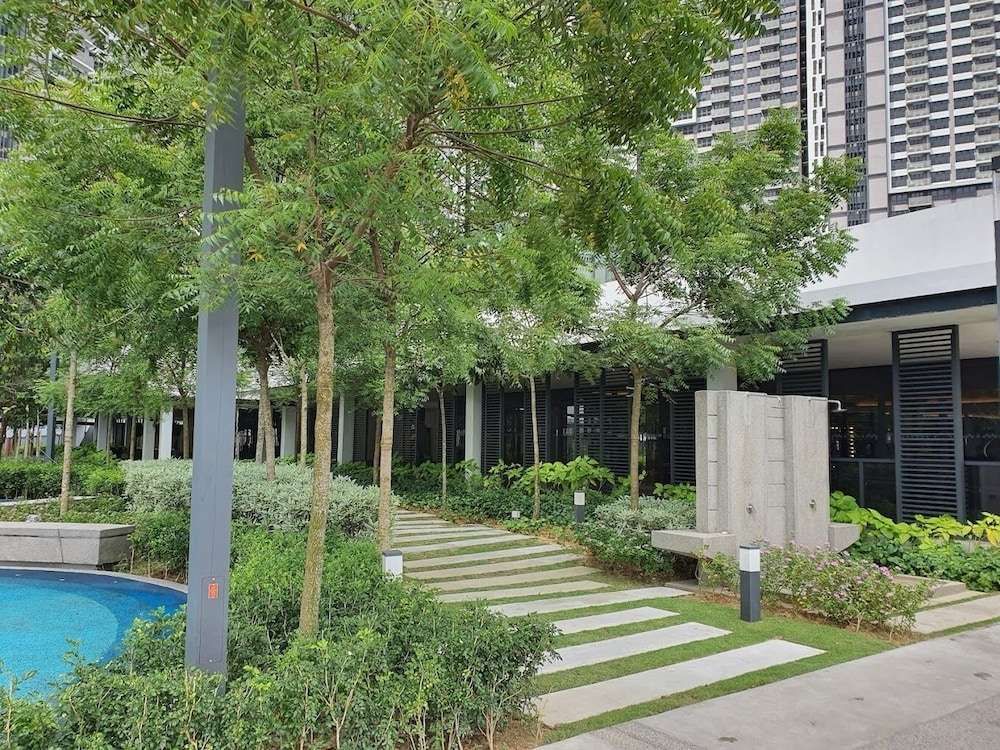 M Vertica Residences by Cozy KL Homes — 4-Star Luxury Hotel in Kuala Lumpur, Malaysia