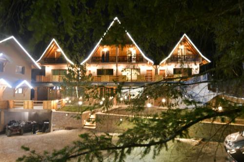 Brvnara Mont 4 in Zlatibor, Serbia