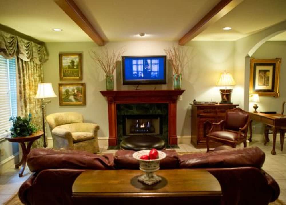 The Sanford House Inn & Spa - photo 8