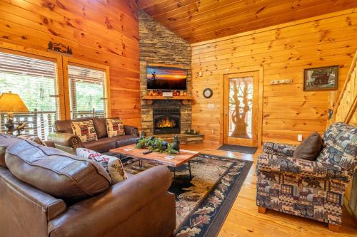 Twisting Pines By Avada Properties - last minute hotel in Sevierville