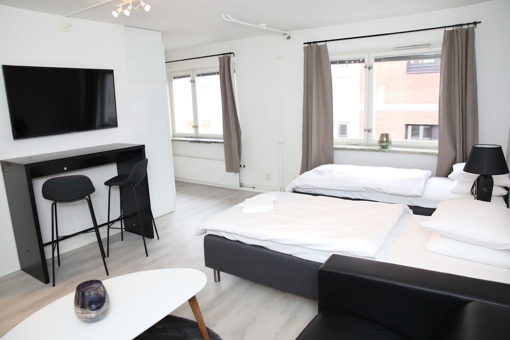 Fastliving Apartment Hotel — hotel in Vaesteras