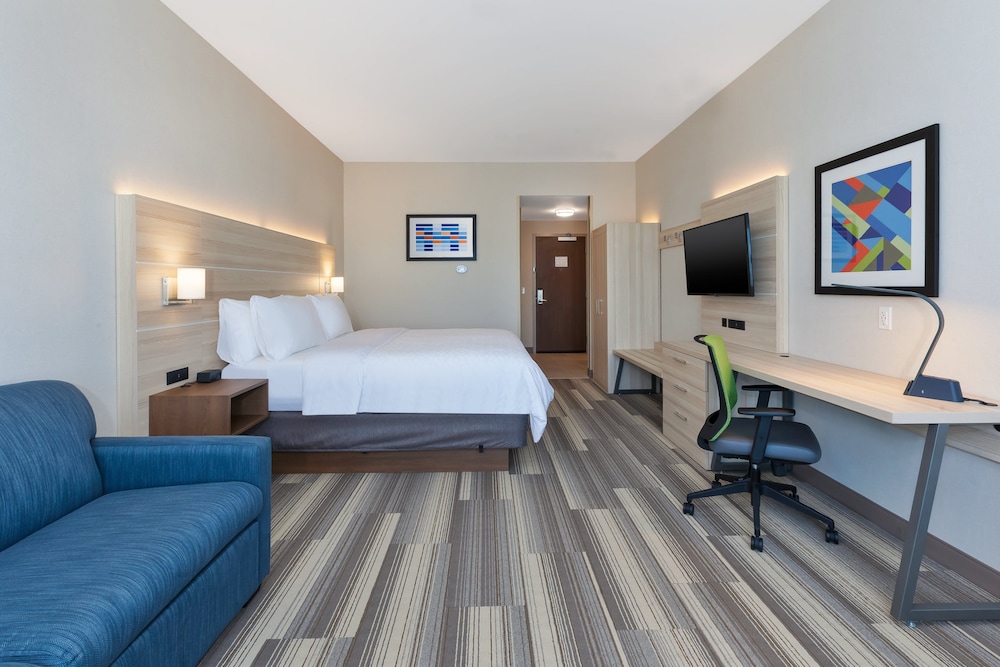 Holiday Inn Express & Suites Grand Rapids Airport South by IHG - photo 13