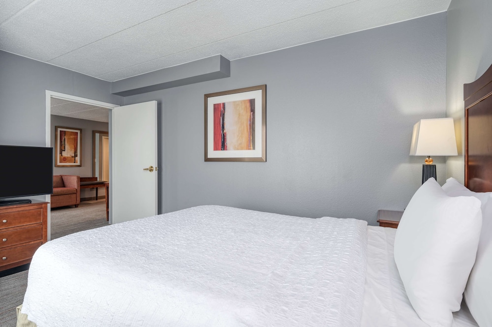 Hampton Inn Baltimore White Marsh - photo 24