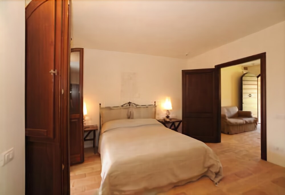 Tenuta Pianirossi — Cinigiano — photo 4