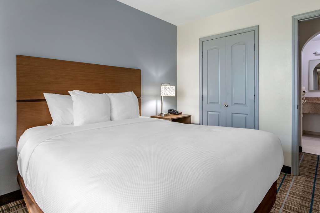 MainStay Suites Port Arthur Beaumont South - photo 24
