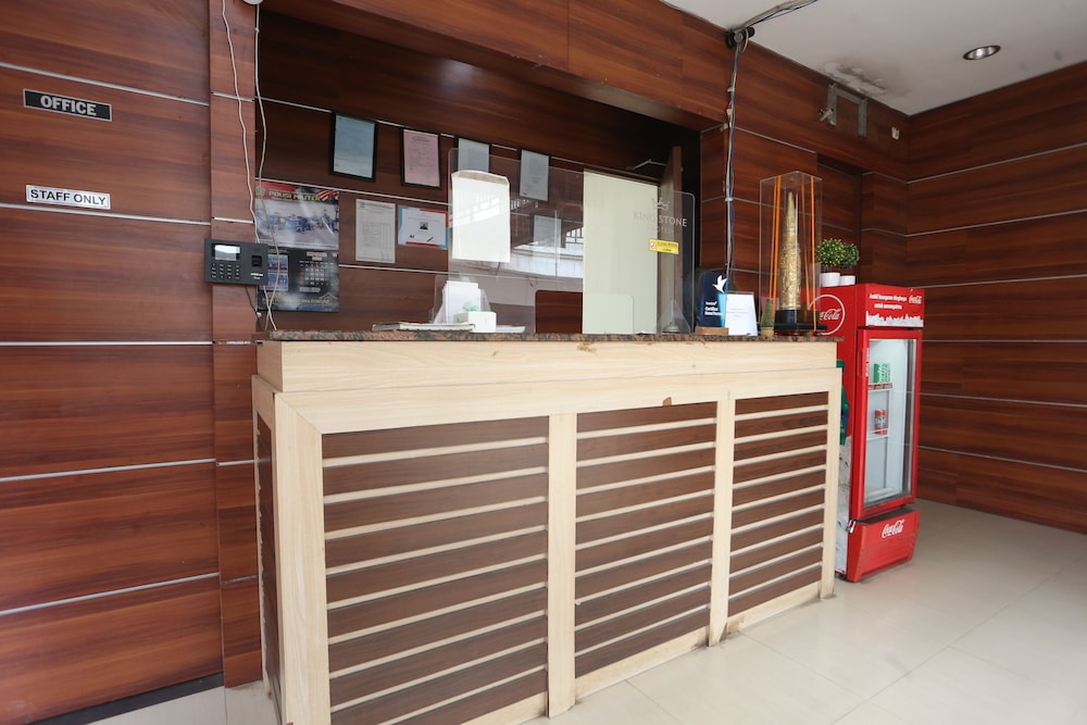 King Stone Hotel By Arba — Bekasi — photo 3