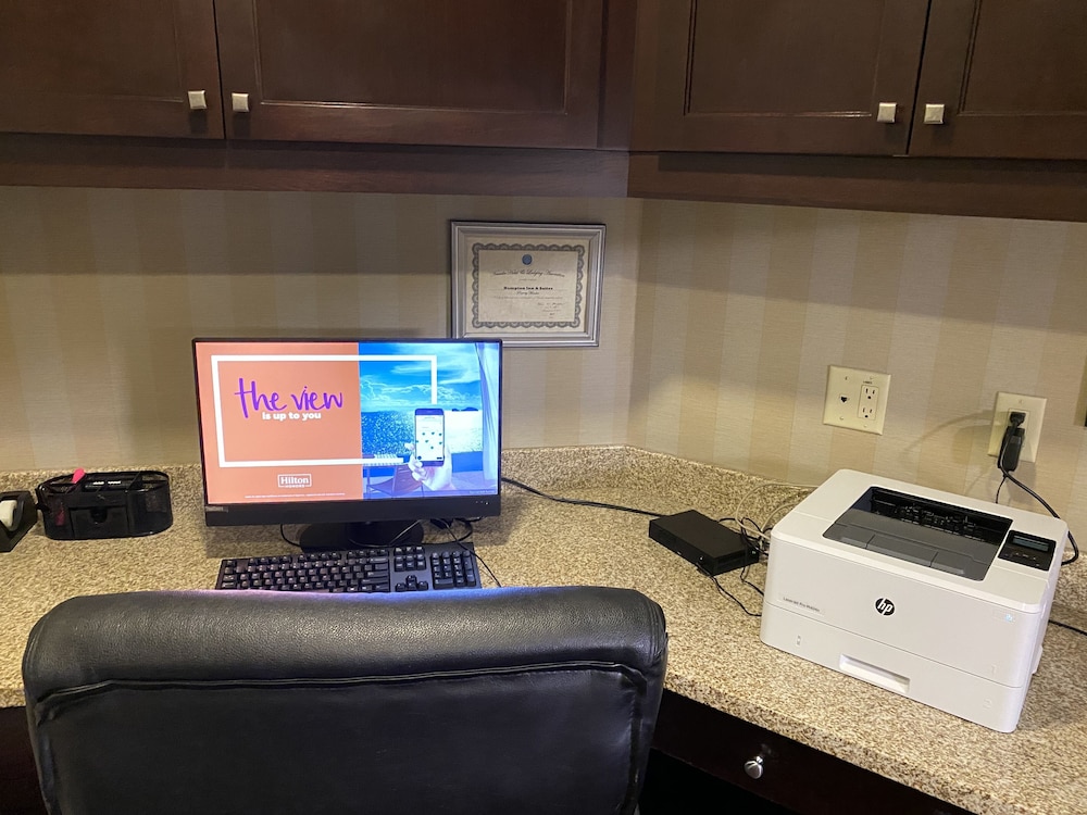 Hampton Inn & Suites Las Vegas South - photo 41