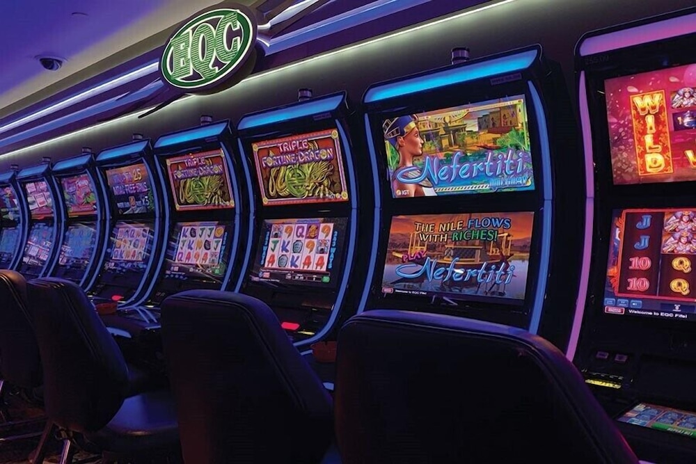 Emerald Queen Hotel & Casino Fife - photo 31