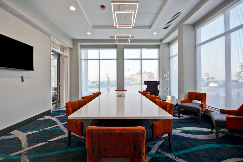 Hilton Garden Inn Tulsa Broken Arrow - photo 30