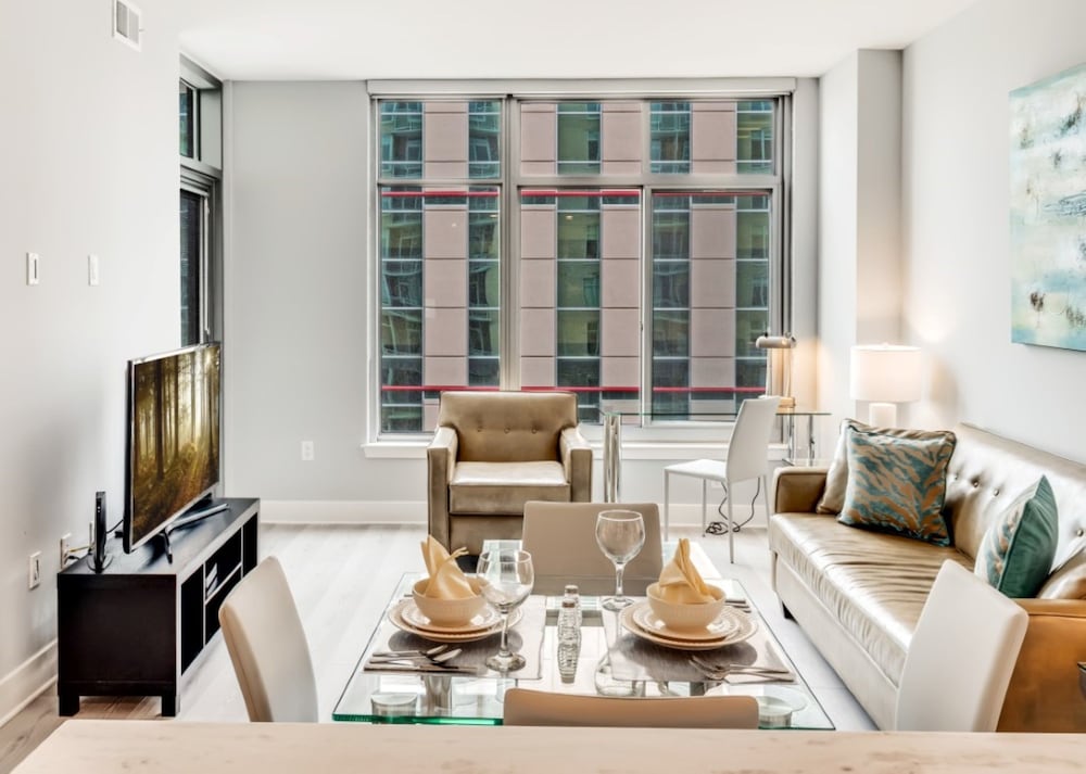 Bluebird Suites near Chevy Chase - photo 6