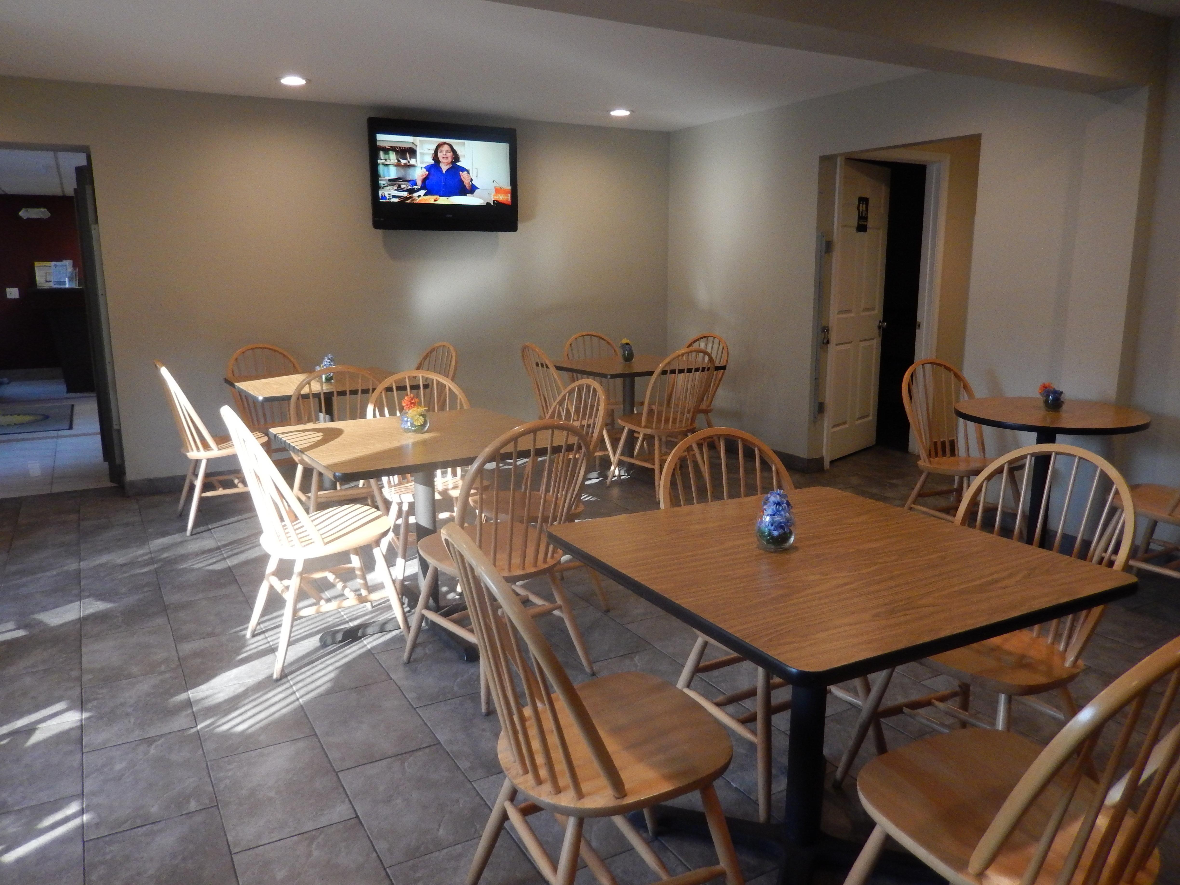 Red Roof Inn Harrisonburg University Area - photo 19