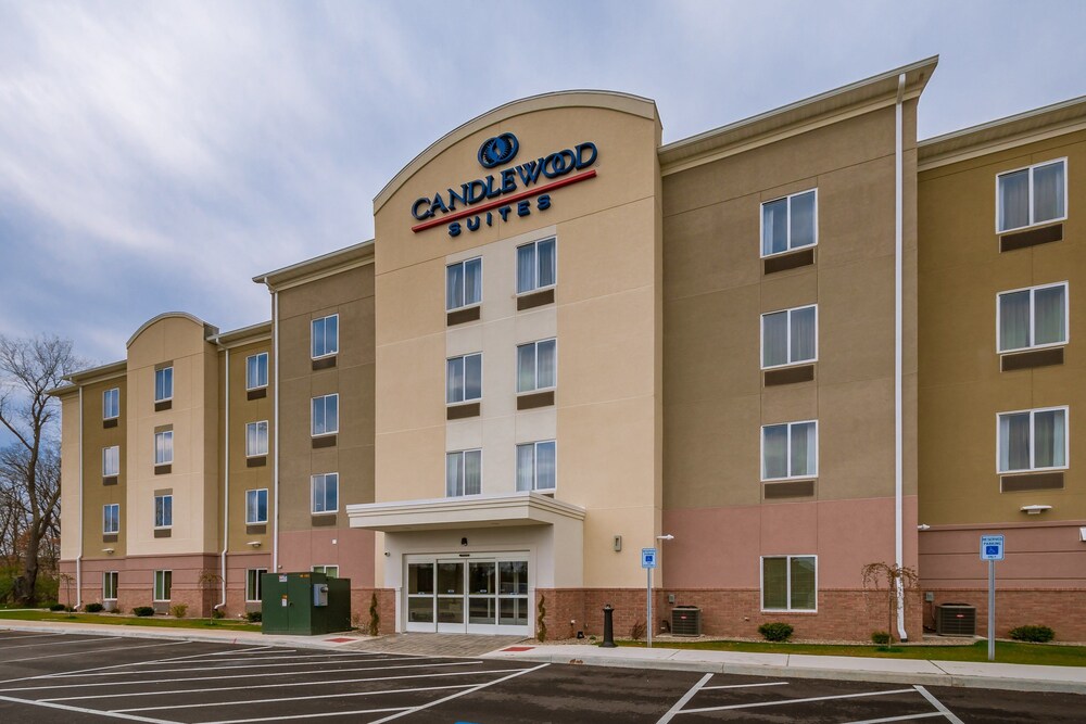 Candlewood Suites Mishawaka North by IHG — hotel in Mishawaka