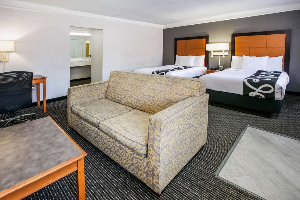 La Quinta Inn by Wyndham Dallas Uptown - photo 41
