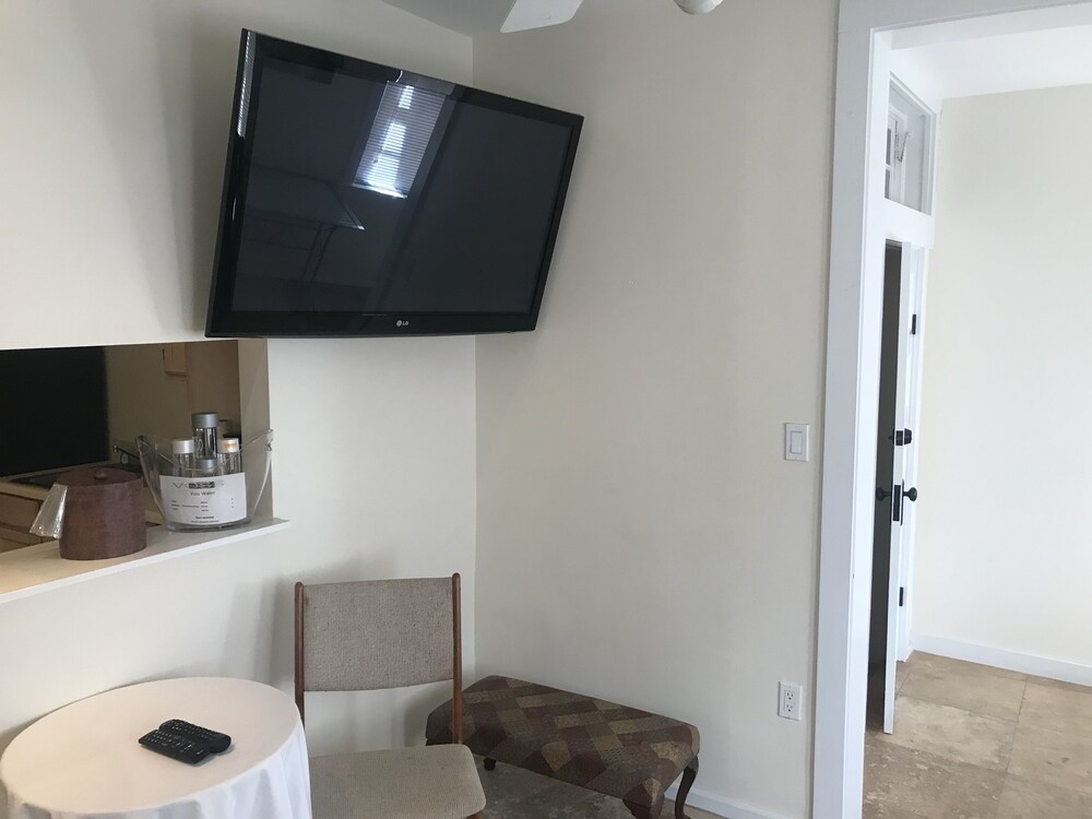 New Orleans House Gay Men Adult Resort - photo 38