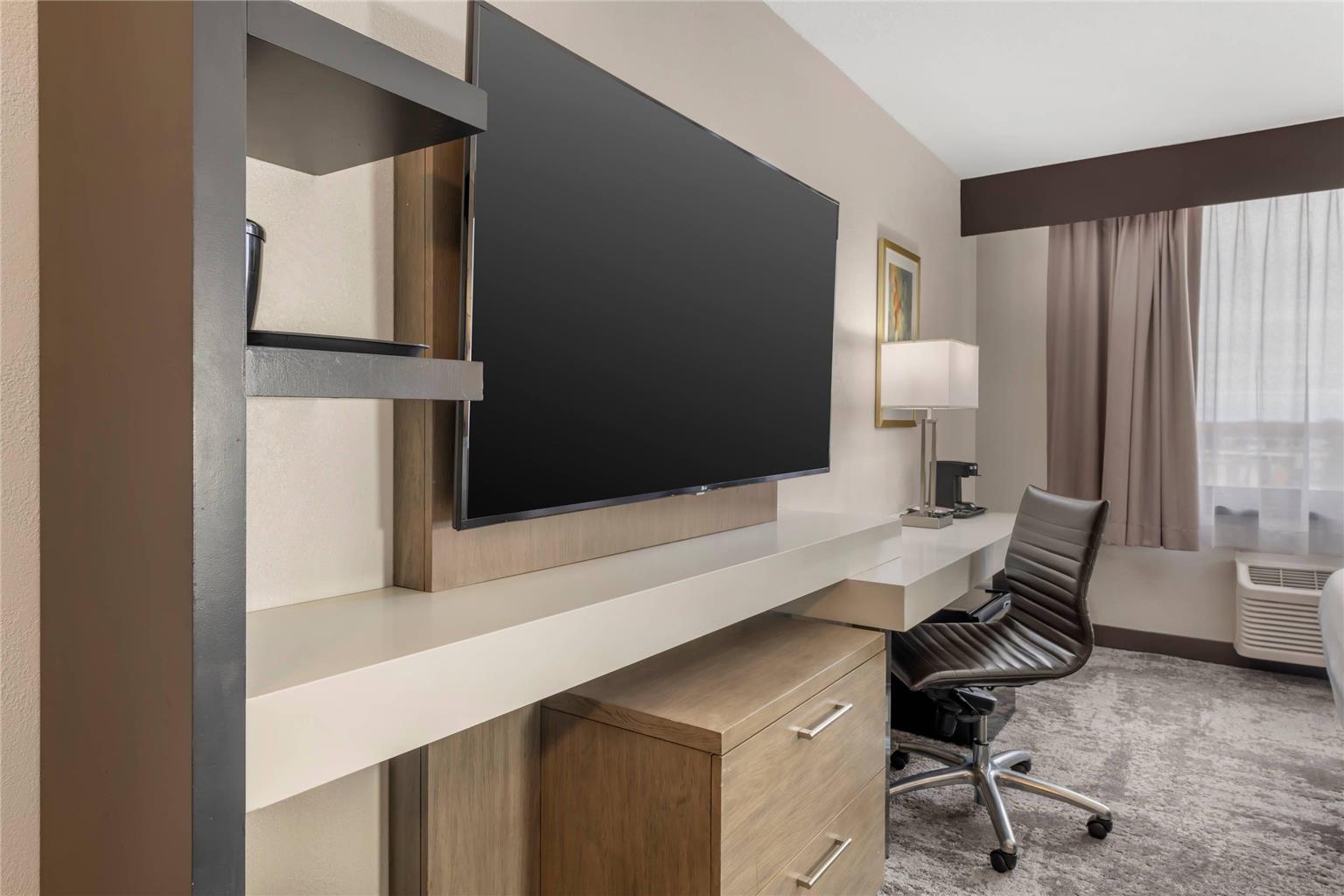 Comfort Inn Brooklyn Center MN - photo 14